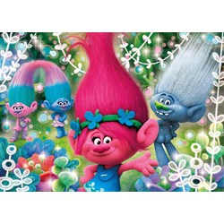 Clementoni (27249) - "Trolls" - 104 piezas